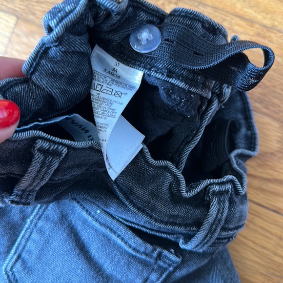 Cat & Jack and Old Navy 3t Jeans - Picture 7 of 8
